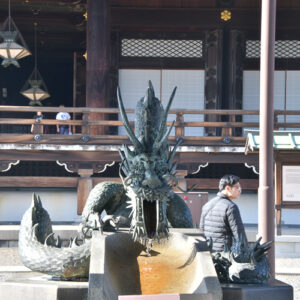Higashi Hongan-ji and the Fires of Edo