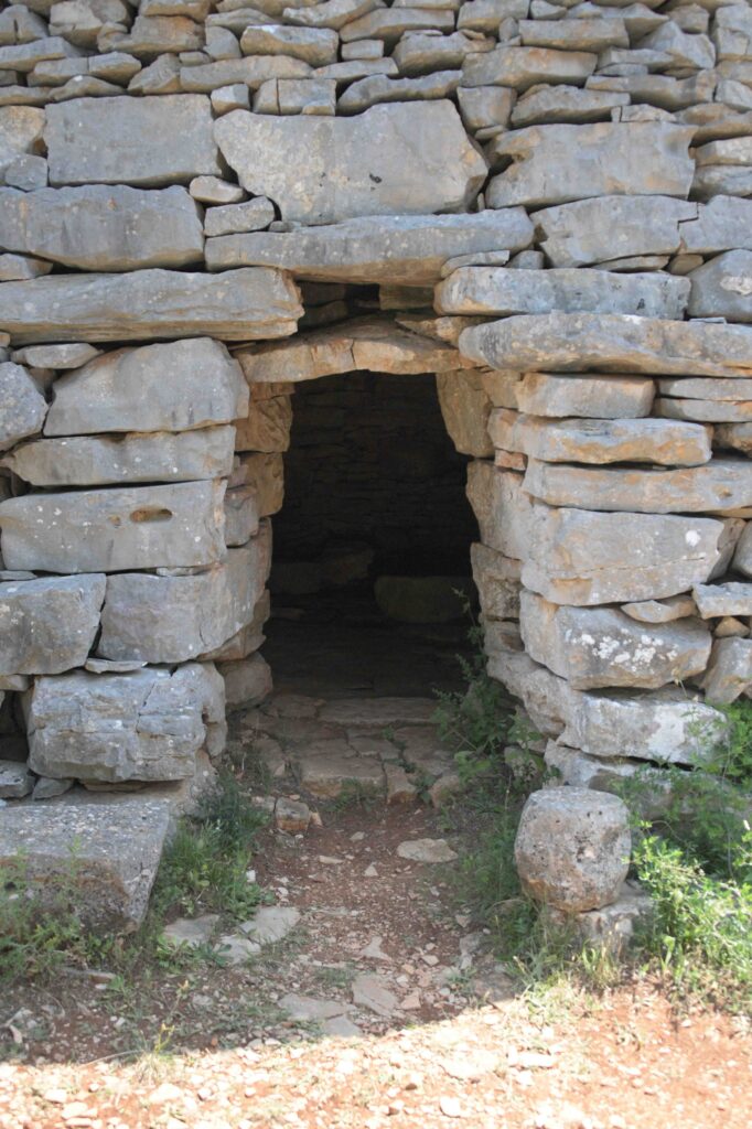 Stari Grad Trim